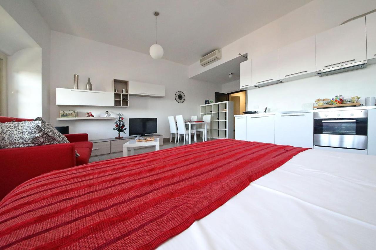 La Superba Rooms & Breakfast Генуа Екстериор снимка
